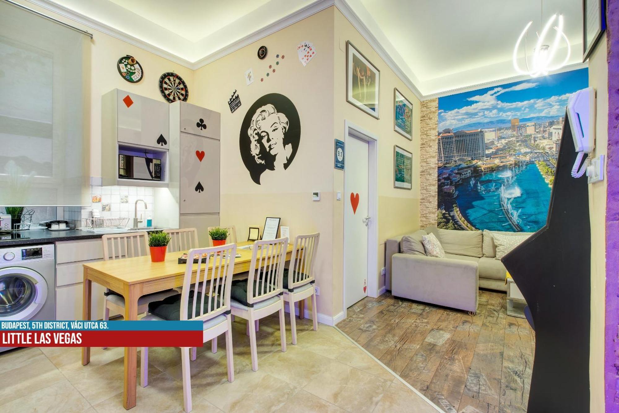 Little Americas Main Street Apartments Budapest Exterior photo