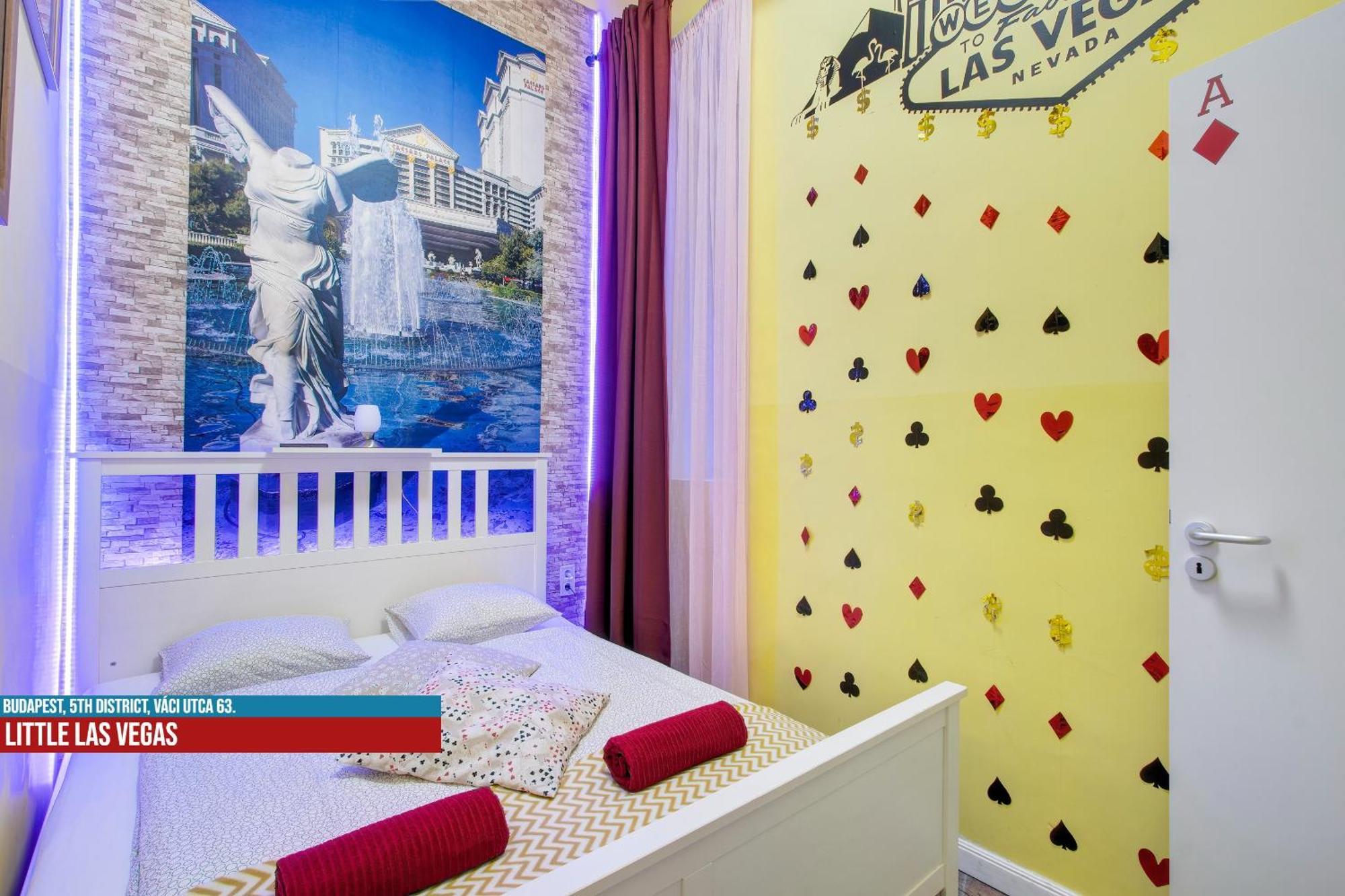 Little Americas Main Street Apartments Budapest Exterior photo
