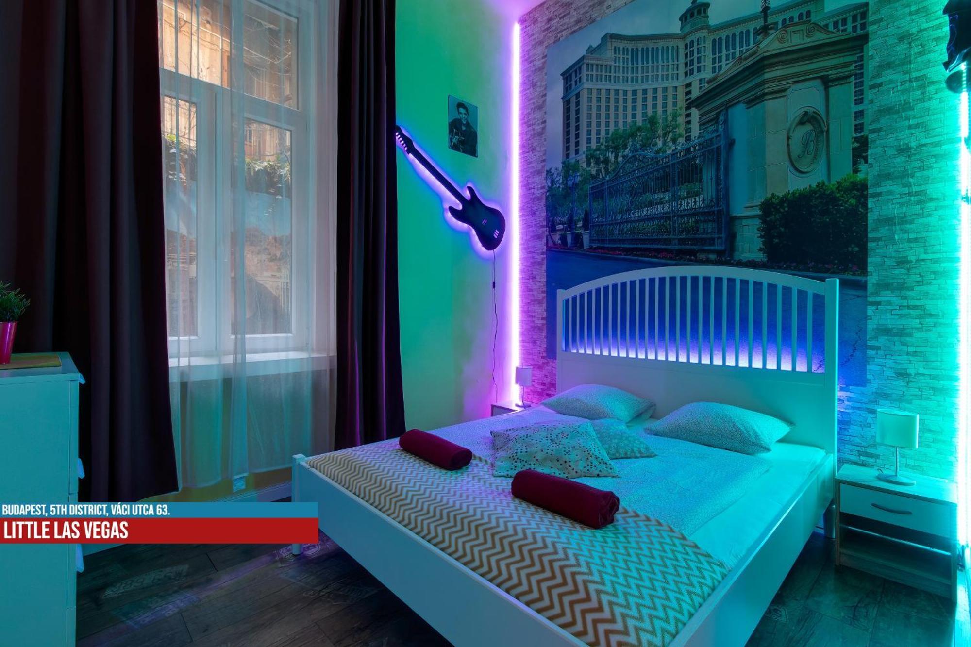 Little Americas Main Street Apartments Budapest Exterior photo