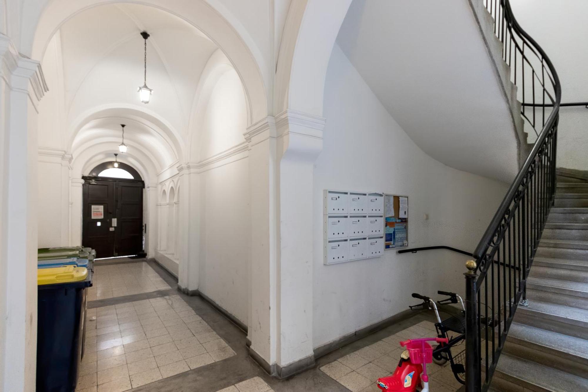 Little Americas Main Street Apartments Budapest Exterior photo